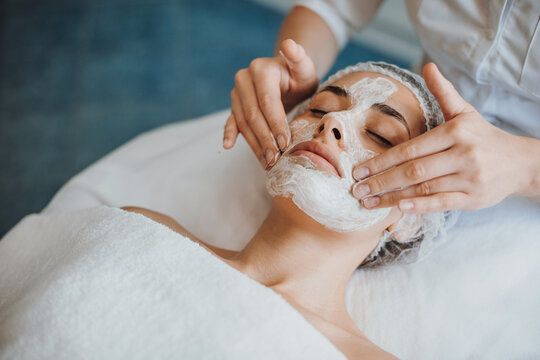 Luxury facial treatment in Boring Road Patna
